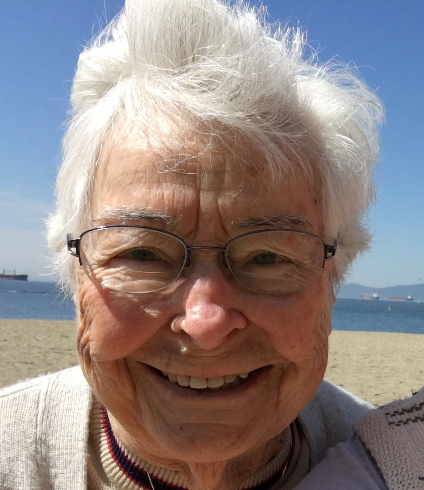 Lois Bewley on Kits beach 2018 